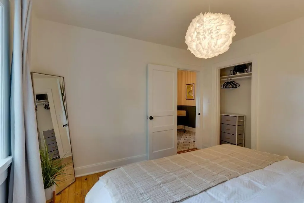 Appartement Sleep 8 In Our Cozy Colonial 2Miles From Broadway à Nashville