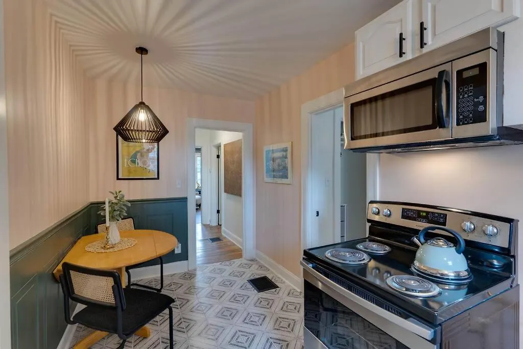 Appartement Sleep 8 In Our Cozy Colonial 2Miles From Broadway à Nashville